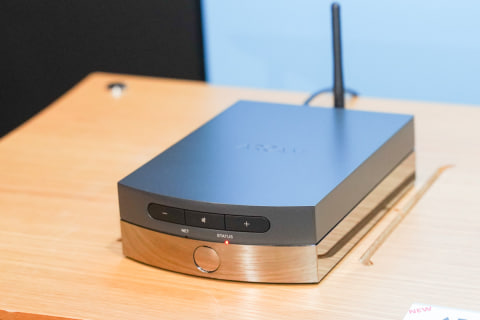 ARCAM再び、7.7万円のアンプ内蔵小型ネットワークプレーヤー「Solo Uno