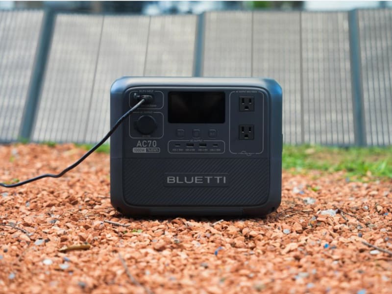 厳選】本日のお買い得商品】ポータブル電源「BLUETTI AC70」が37%OFF