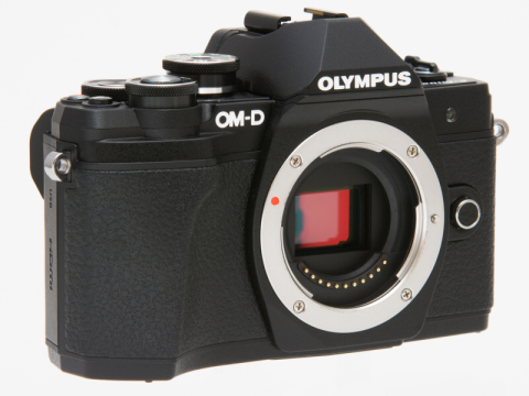 交換レンズレビュー：OLYMPUS OM-D E-M10 Mark III（外観・機能編