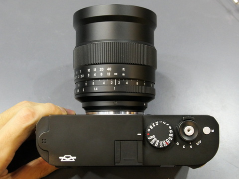 フォトキナ】ロシアデザインのデジタルレンジファインダー機「ZENIT M