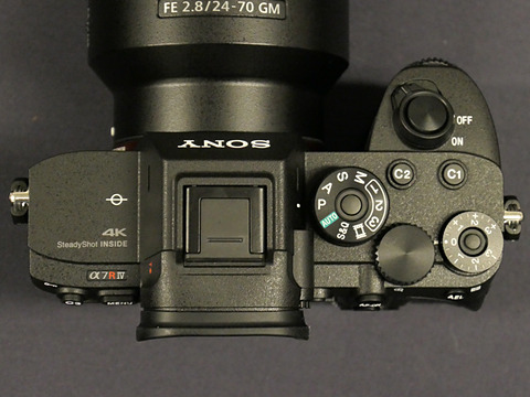 ソニー、約6,100万画素のフルサイズミラーレス「α7R IV」9月に国内発売