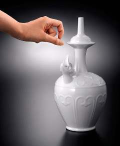 高級陶器メーカーが制作した“マ・クベの壺”がついに商品化 - GAME Watch