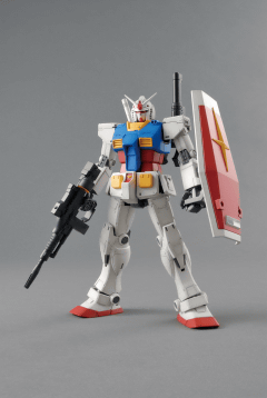 MG 1/100 スケール RX-78-02 ガンダム（GUNDAM THE ORIGIN版）」登場