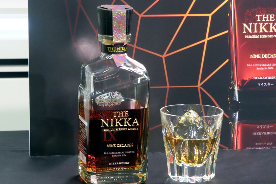 ニッカウヰスキー90周年「ザ・ニッカ ナインディケイズ」国内2000本