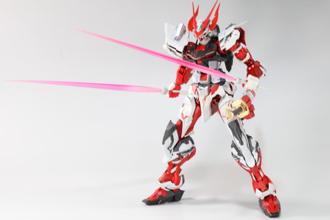 レビュー】「METAL BUILD ガンダムアストレイ レッドドラゴニクス