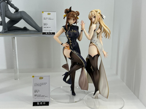 魅惑の太もも”が見えるドレス！ フィギュア「ライザ&クラウディア