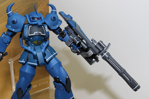 GUNDAM FIX FIGURATION METAL COMPOSITE MS-07B グフ」が展示中。グフ