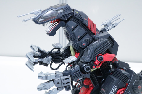 インタビュー】ゾイド「AZ-07 デスザウラー」開発担当者インタビュー