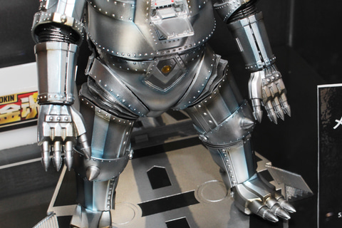 特別企画】【魂ネイションズ撮り下ろし】出現50周年を迎えたメカゴジラ