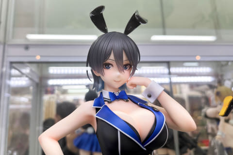 特別企画】クールなまなざしが美しい！「バニーガーデン 美羽香