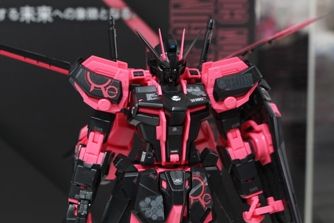 特別企画】【ガンダムベース撮り下ろし】特別カラーの「RG ガンダム