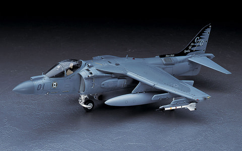 ハセガワ、プラモデル「AV-8B ハリアーII プラス」再販分本日より発売