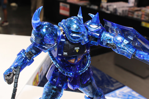 特別企画】「MG 1/100 グフ Ver.2.0 [クリアカラー]」発売！ ツートン