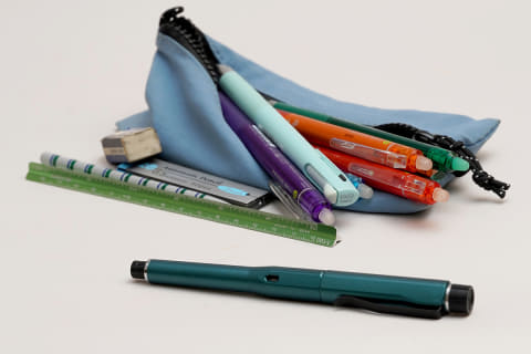 クルトガダイブ 芯ケース Kaweco Special、クルトガダイブ青、メタル芯