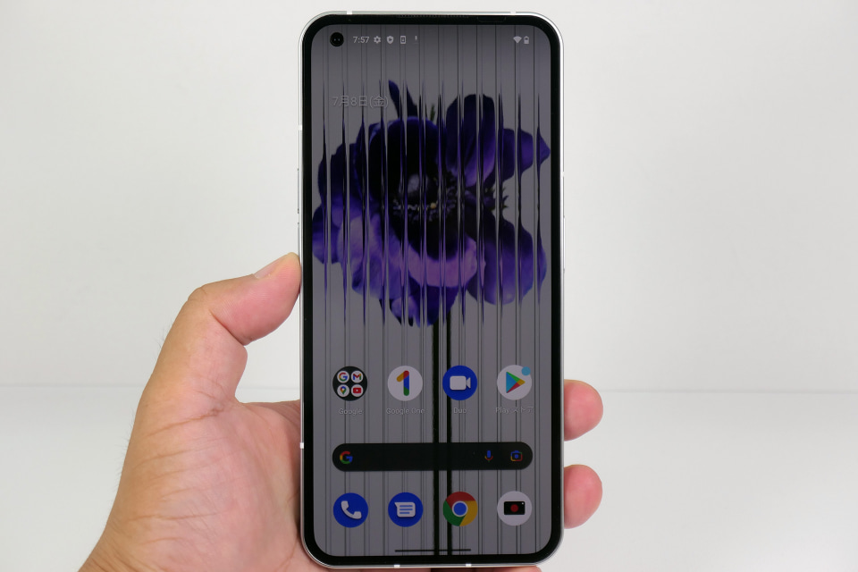 Nothing Phone (1)」レビュー、ユニークなのは“光る背面”だけじゃない