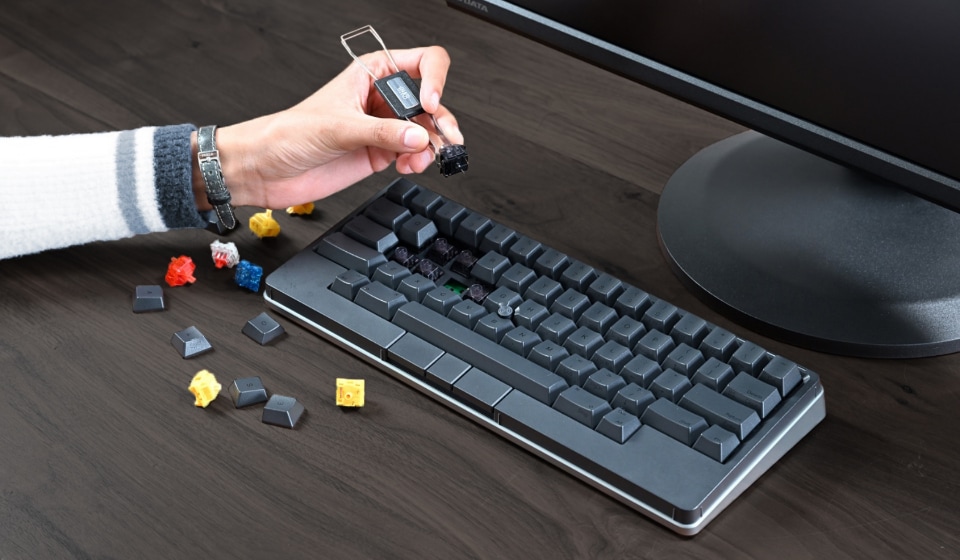 静電容量無接点→メカニカルになった「HHKB Studio」を試す