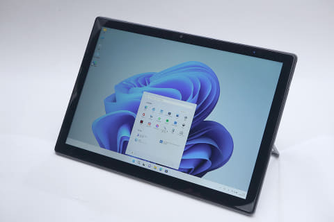 PC短評】使って再認識したWindowsタブレットの良さ。絶妙スペックの