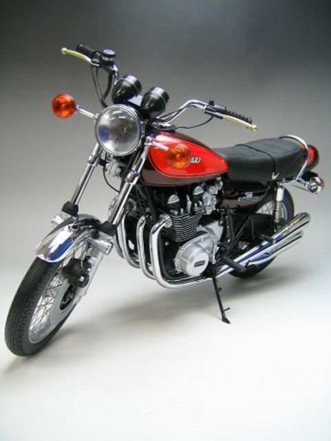 Kawasaki Z1 900 1/12スケールミニチャンプス1972