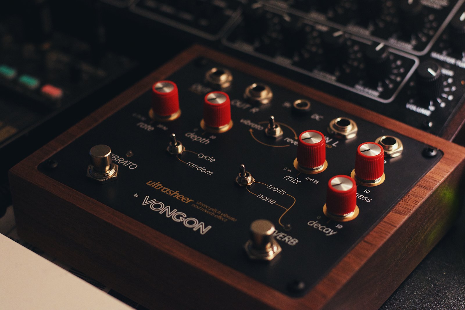 Vongon Ultrasheer Stereo Reverb and Vibrato | Little Box Effects