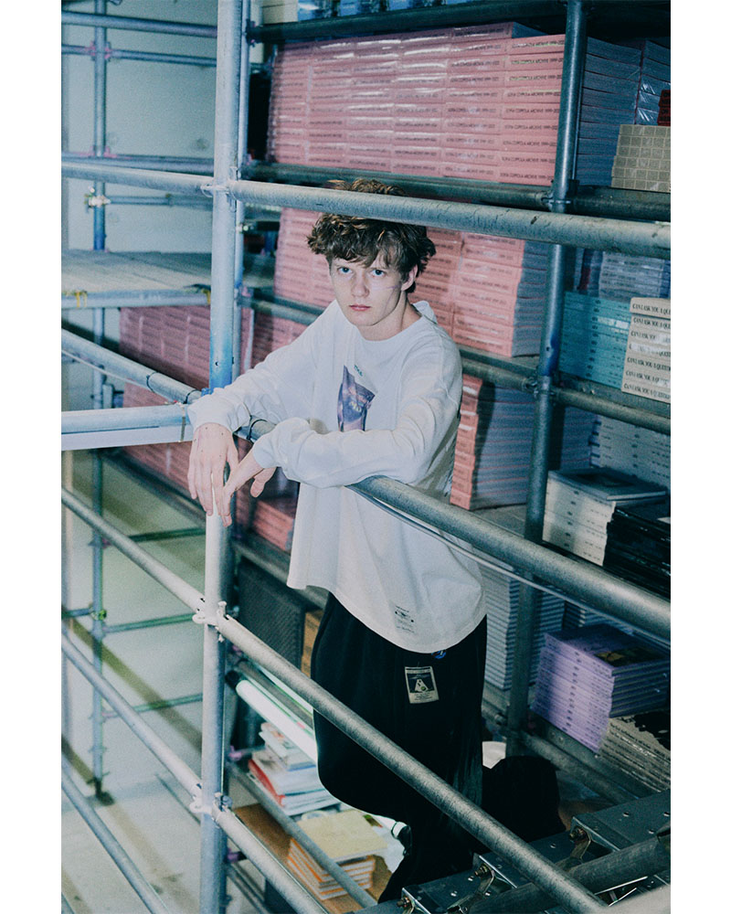 Cosmic Mud Sphere Long Tee (White) - ZUTOMAYO MART