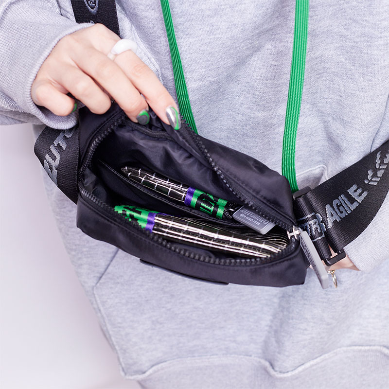 ずとまよ ショルダーバッグ Zミニショルダーバッグ - ZUTOMAYO MART