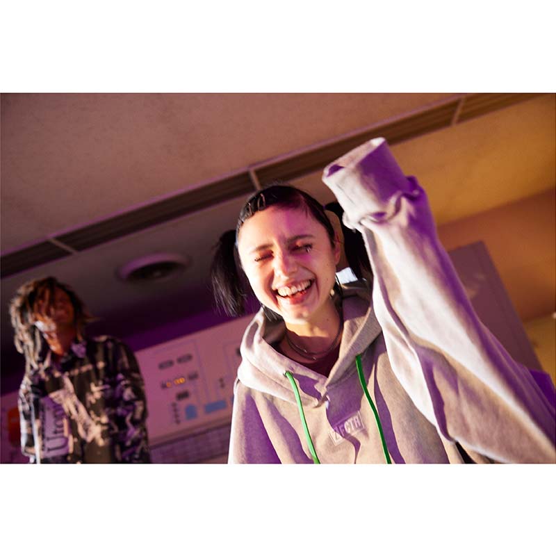 PREMIUM会員限定・抽選販売】ZUTOMAYO x BODYSONG. コラージュシャツ