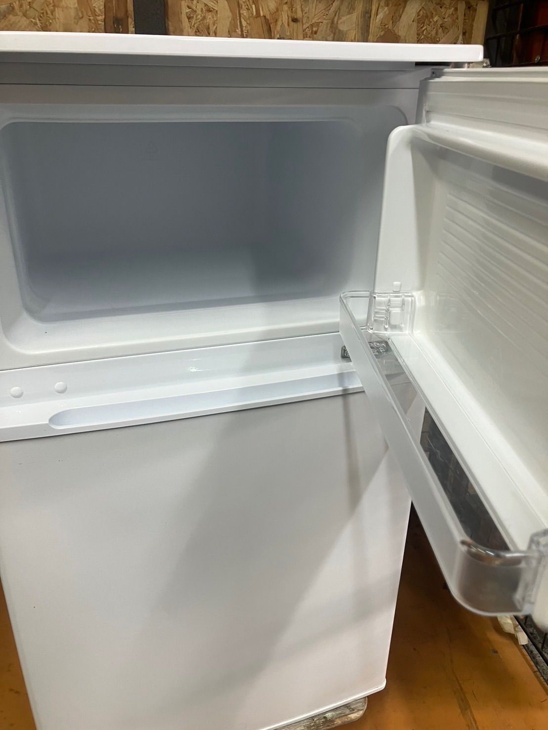 中古 大阪引取限定 Hisense 2ドア冷蔵庫 HR-B2302 中古 大阪引取限定