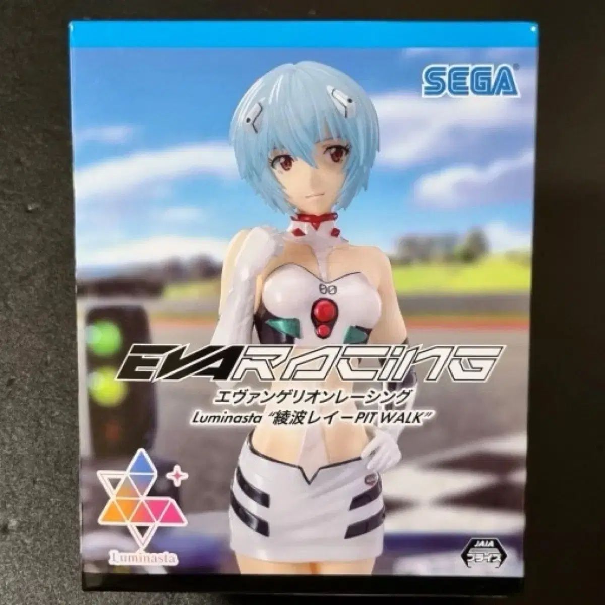 完全未開封】EVA STORE メモリアルクリスタル 綾波レイ 修正台座付き