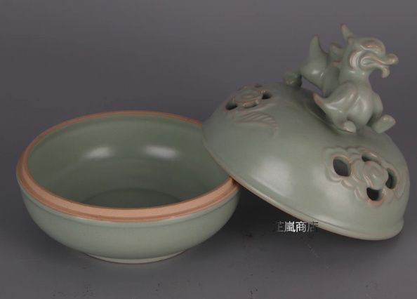 宋汝窯清涼寺青釉猊下透かし香炉 室内薫香炉 現代工芸品 置物 宋汝窯