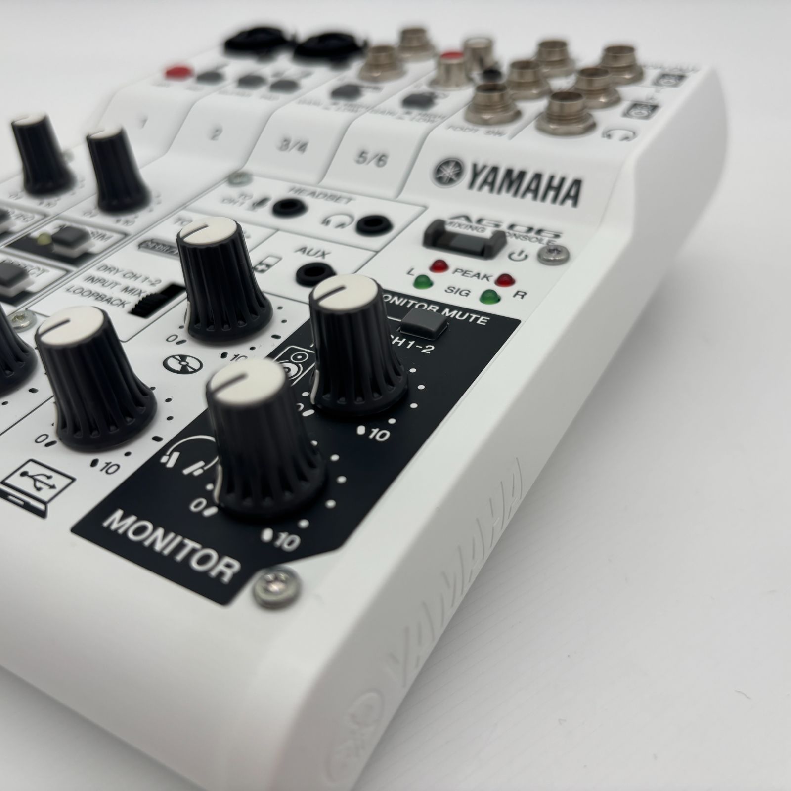 美品】YAMAHA 注文 AG06 ミキシングコンソール