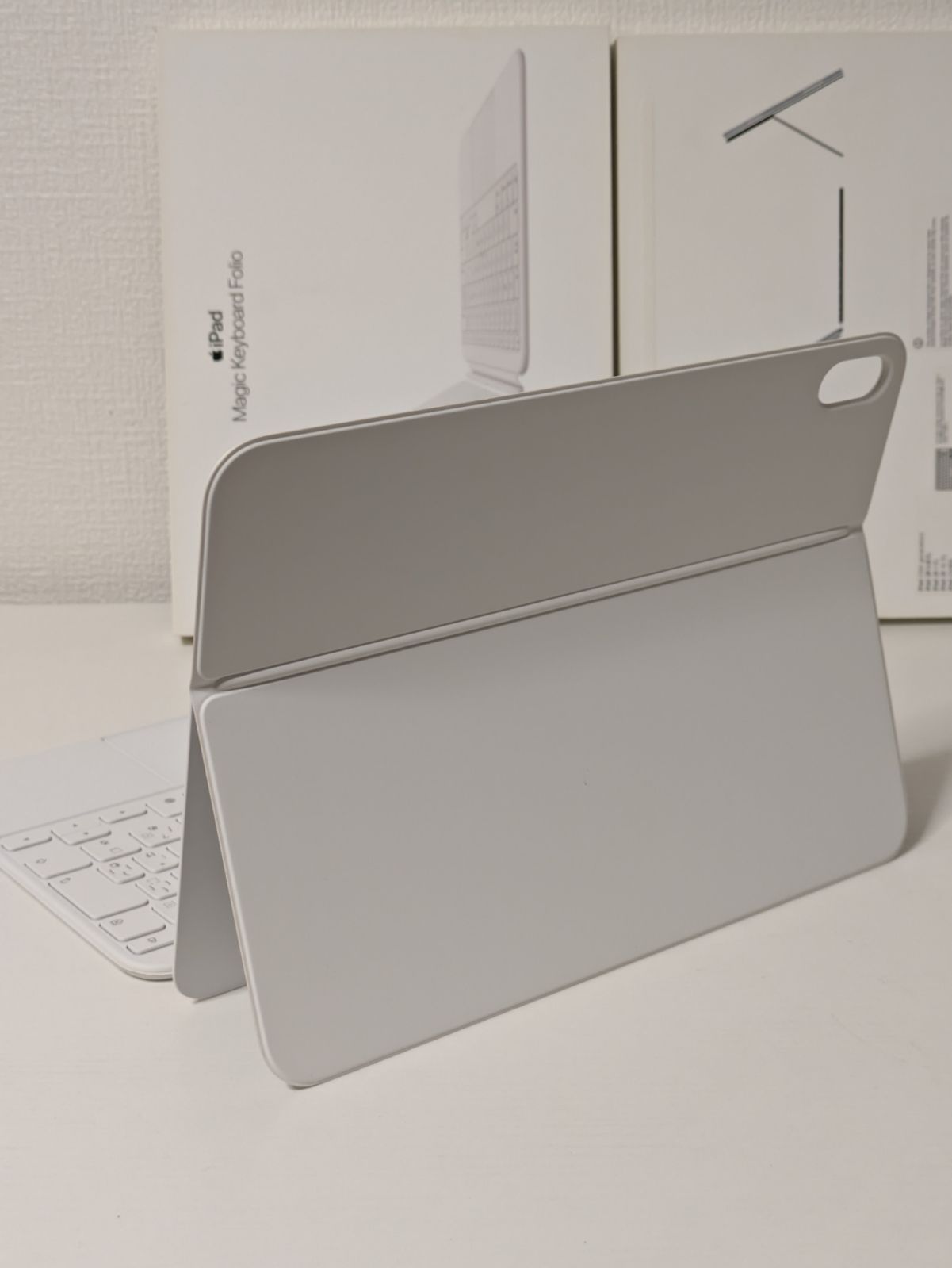 Magic Keyboard Folio iPad A16/第10世代用 日本語（JIS）版 マジック