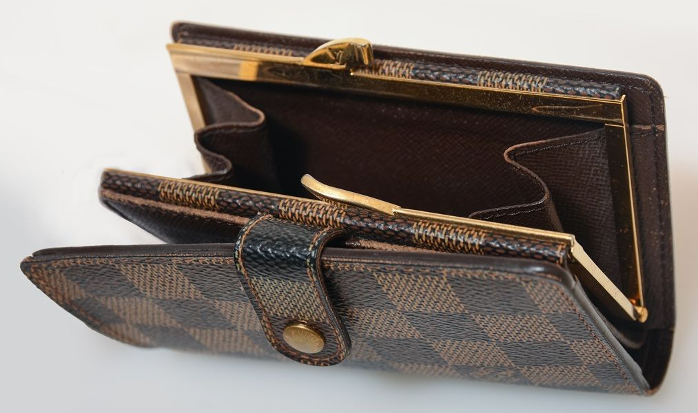 ルイヴィトン ダミエ ヴィエノワ ガマ口 二つ折り 財布 N61674 お得