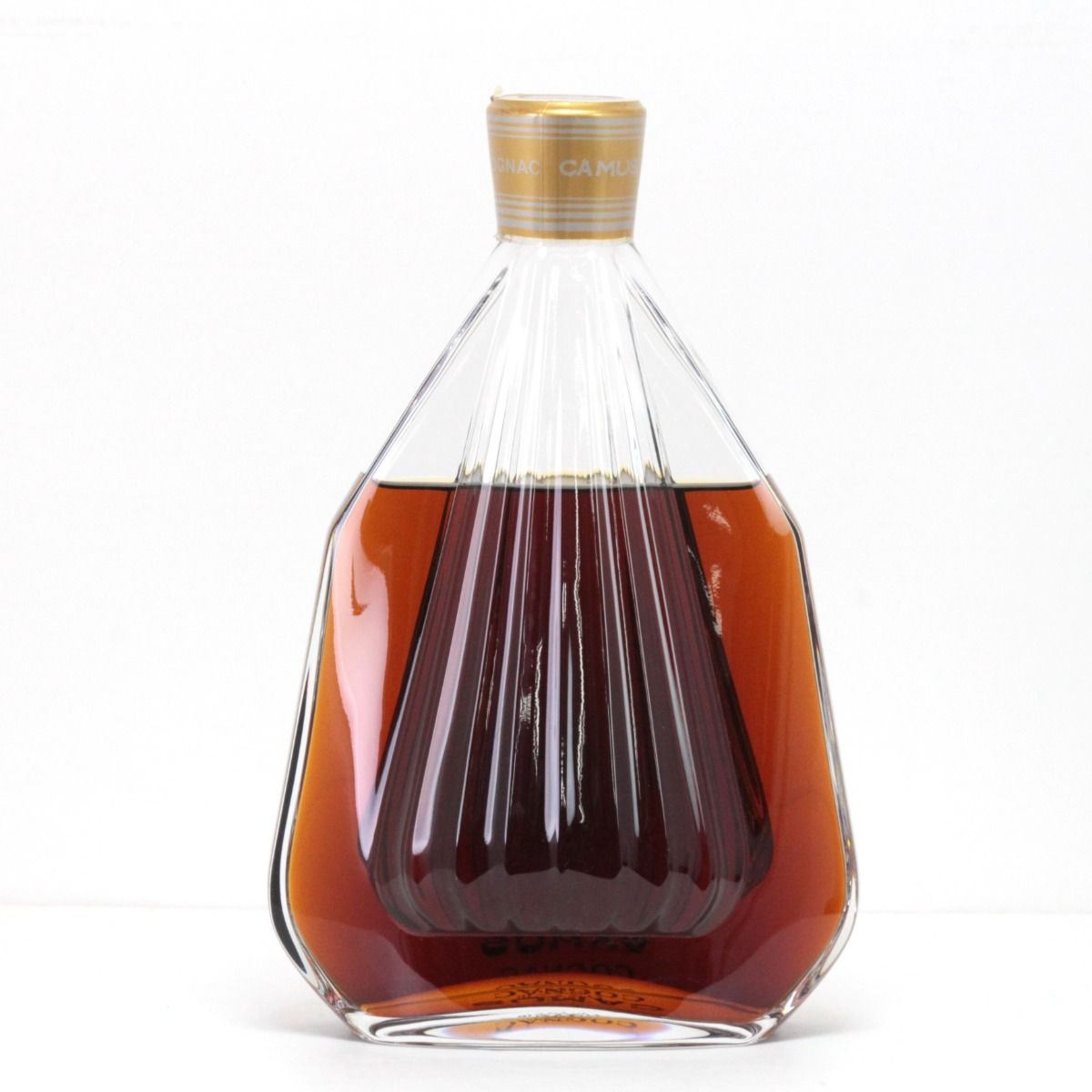 CAMUS カミュ コニャック MARQUISE 700ml 40度 バカラボトル 替栓付 液