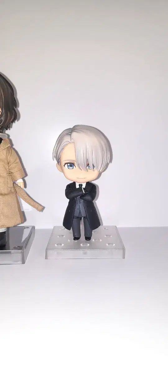 ユーリ‼︎! on ICE ねんどろいど ヴィクトル・ニキフォロフ 1点 コーチ
