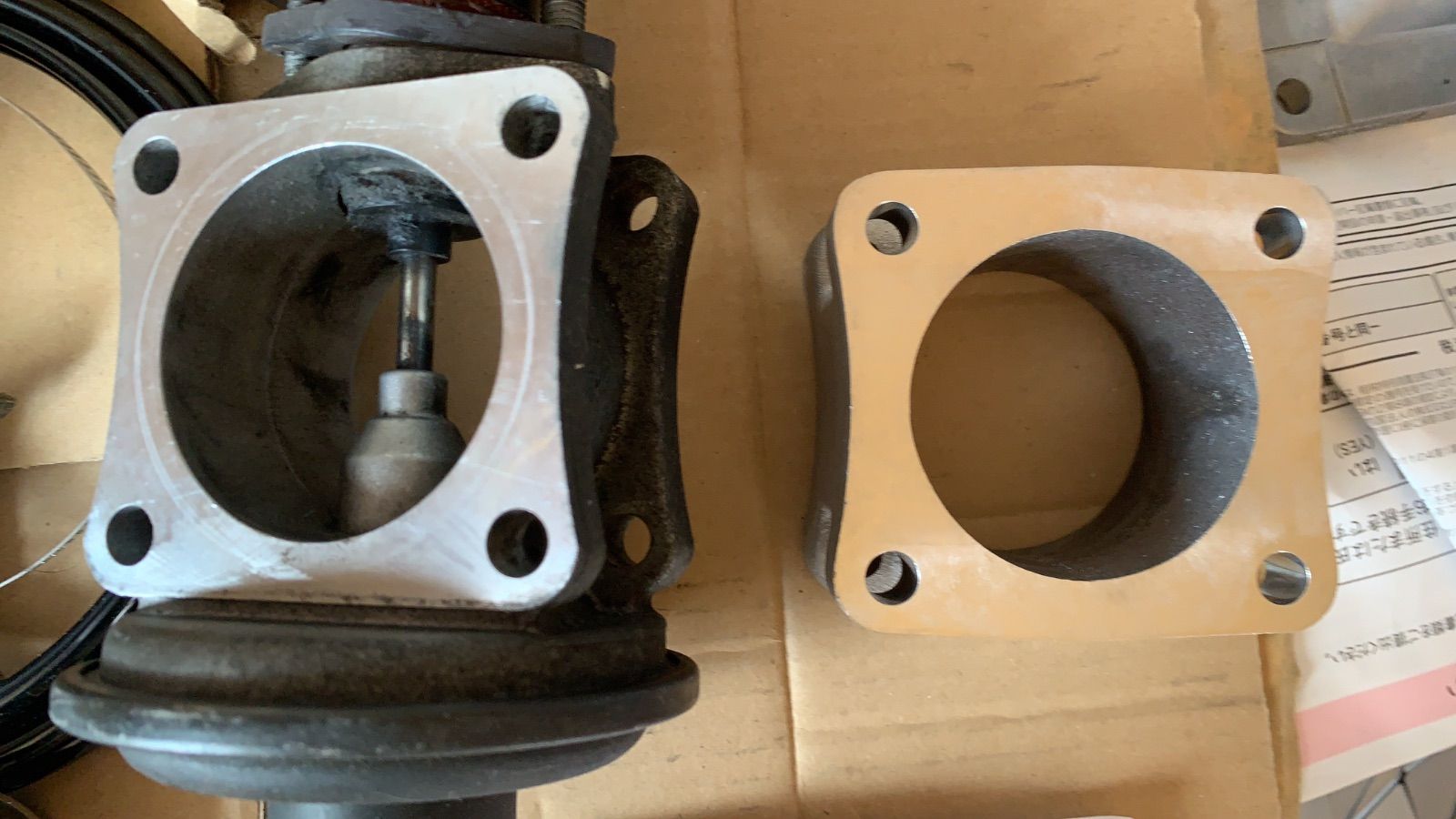 ランクル100ディーゼルEGR削除ブロック 前期 ランクル100 ディーゼル