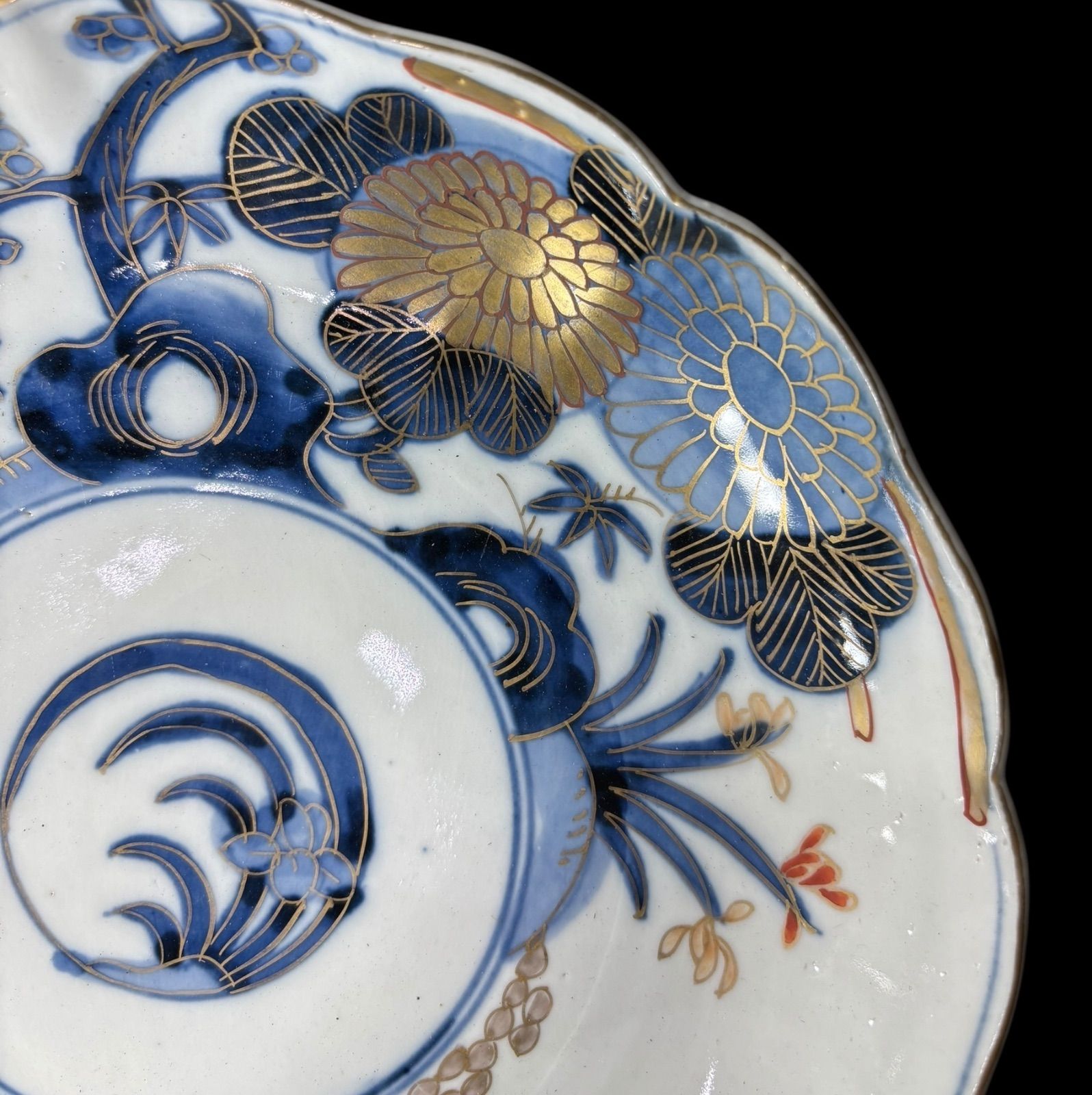 古伊万里】直径約15㌢・青い花と鳥の陶器皿12枚セット【