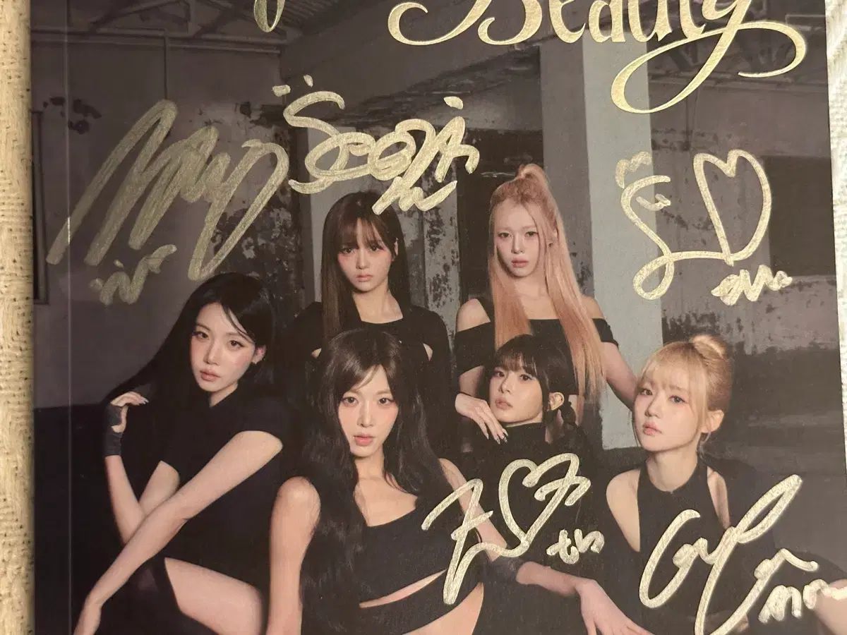 トリプルS msnz 넵튠 小売業者 サイン入り アルバム 楽天市場】tripleS