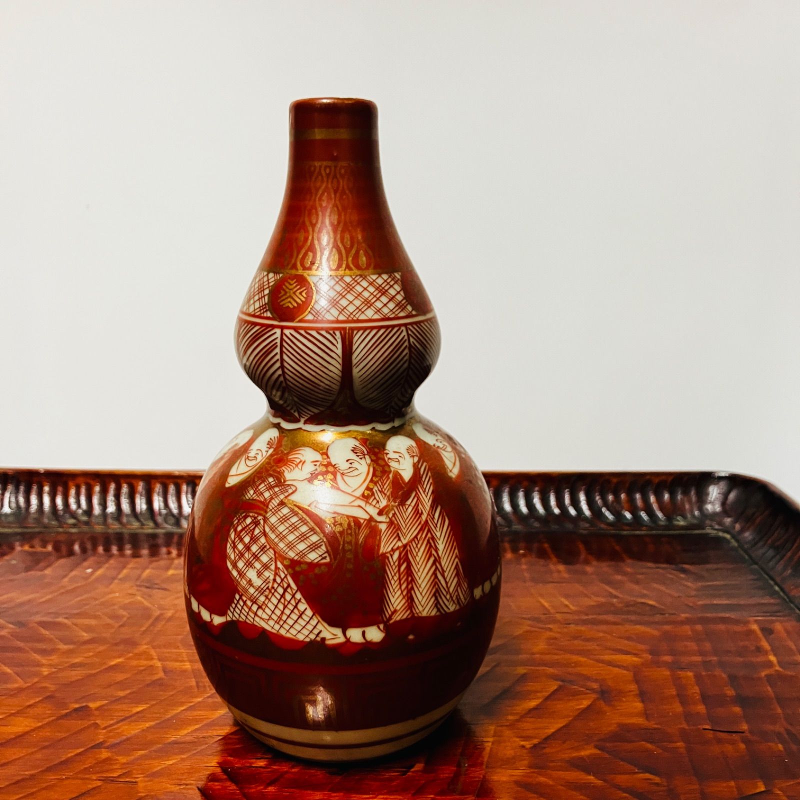 明治ごろ 九谷焼 赤絵金彩人物図 人物文の瓢型徳利 花入など