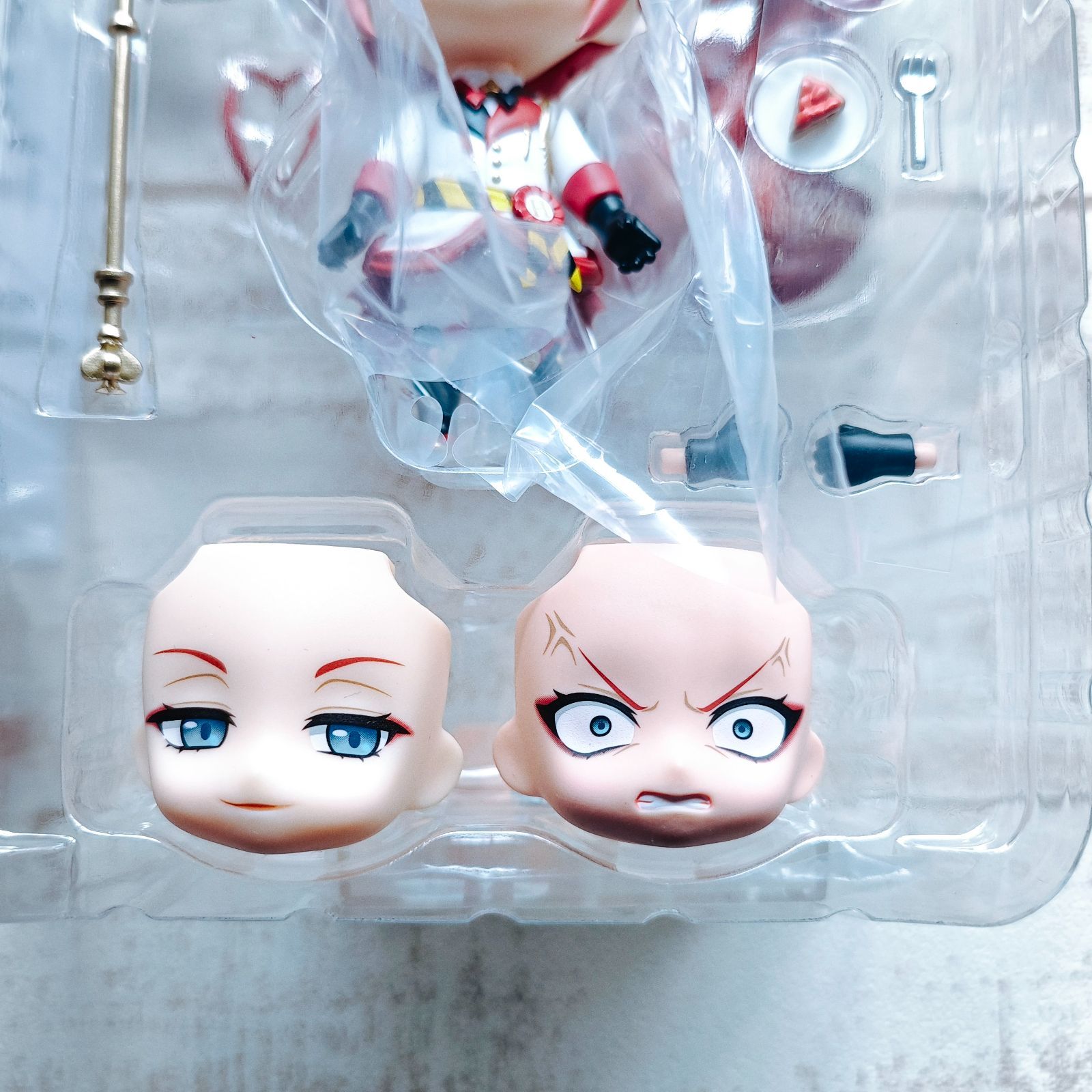 ツイステッドワンダーランド リドル ショップ ねんどろいど 特典付き