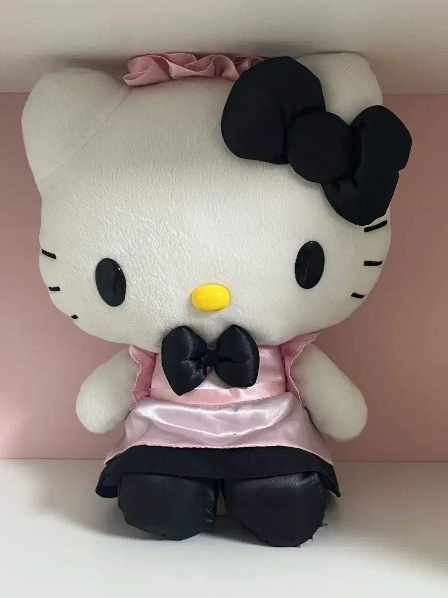 ハローキティ メイド レトロキティー ぬいぐるみ 大型 방꾸 メイド