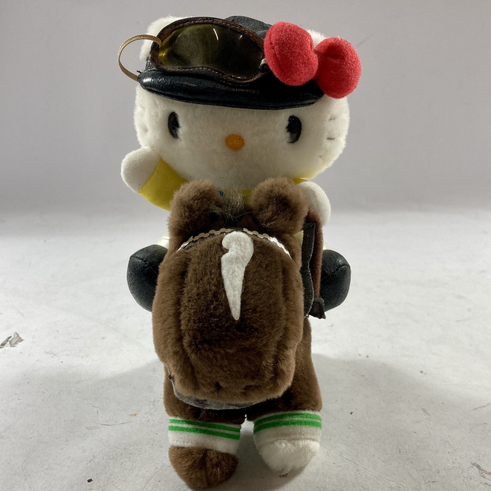 超希少‼️超レア Hellokitty JRA お馬deキティちゃん ぬいぐるみ