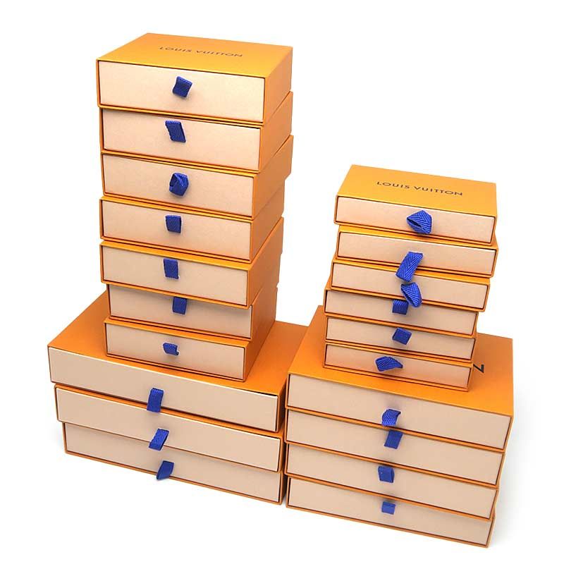 LOUIS VUITTON箱、2種類20個セットとなります。 LOUIS VUITTON箱、2