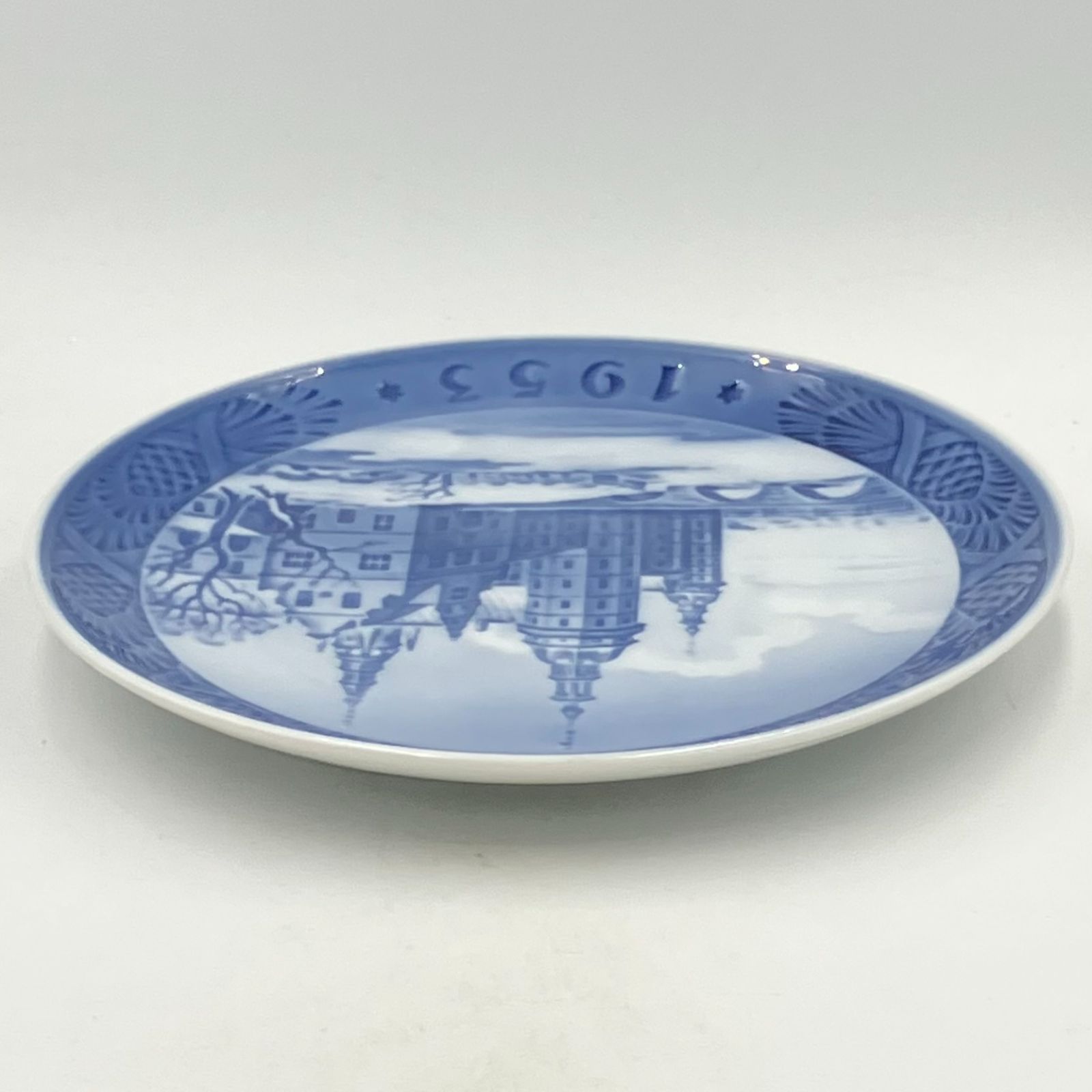 ロイヤルコペンハーゲン イヤープレート 1953年 「Frederiksberg