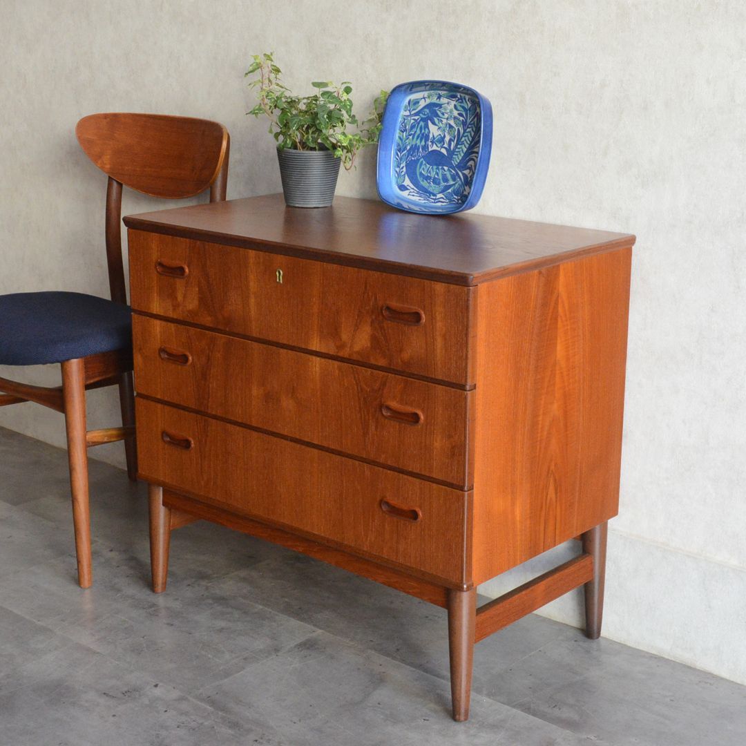 よ*ー様 チーク サイドボード チェスト 北欧 ミッドセンチュリー