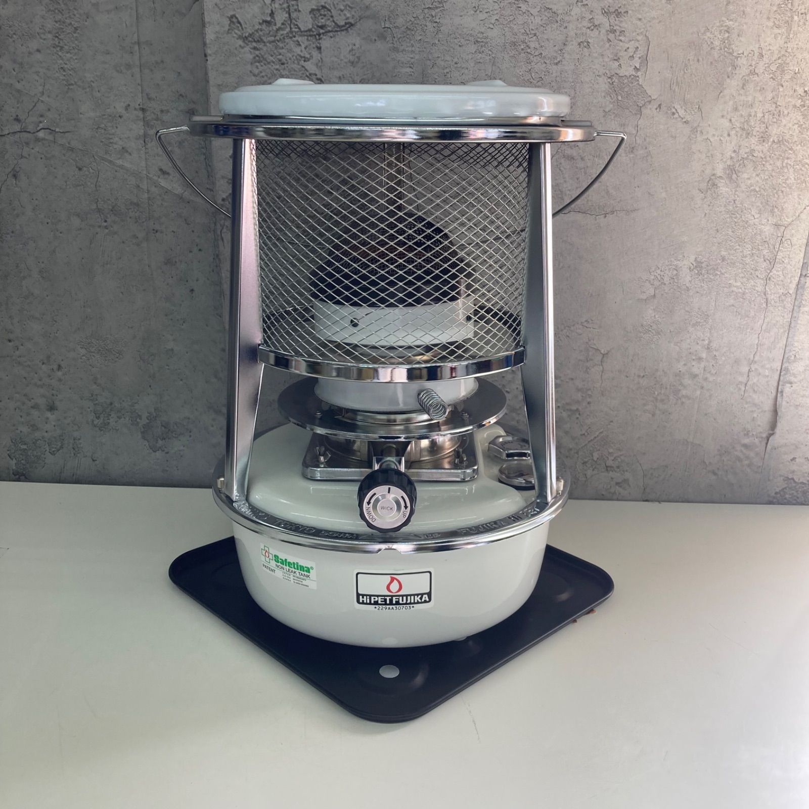 フジカハイペット 石油ストーブKSP-229-21Cアウトドアにも流行 難あり