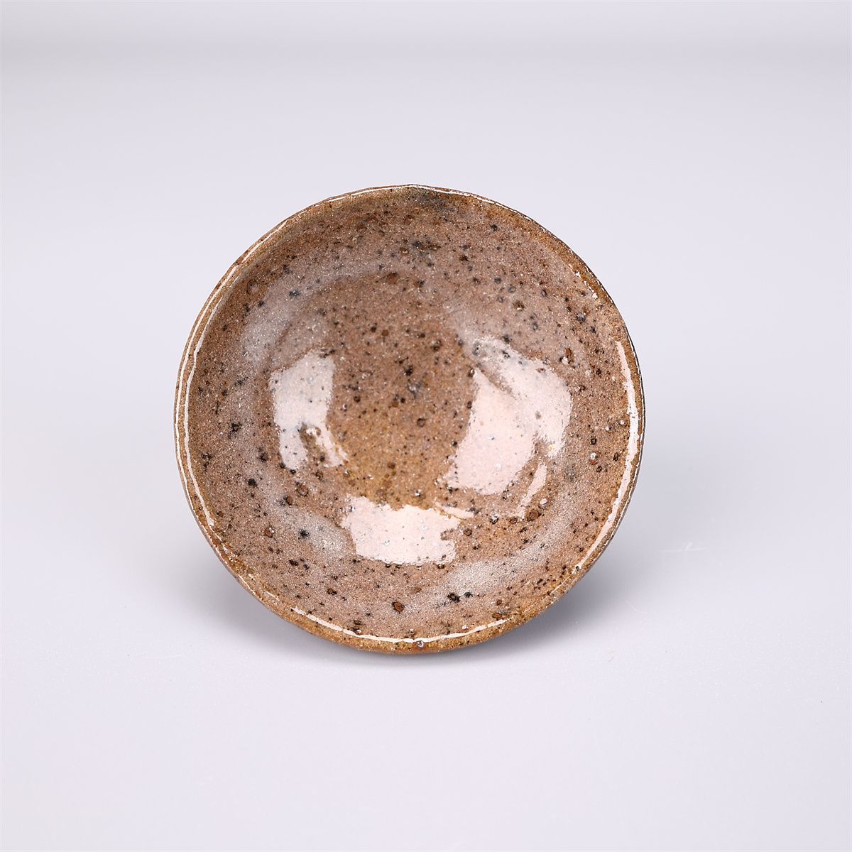 北大路魯山人】 灰釉 ぐい呑 盃 高1.8㎝ 径5.2㎝ 在銘／本物保証品G