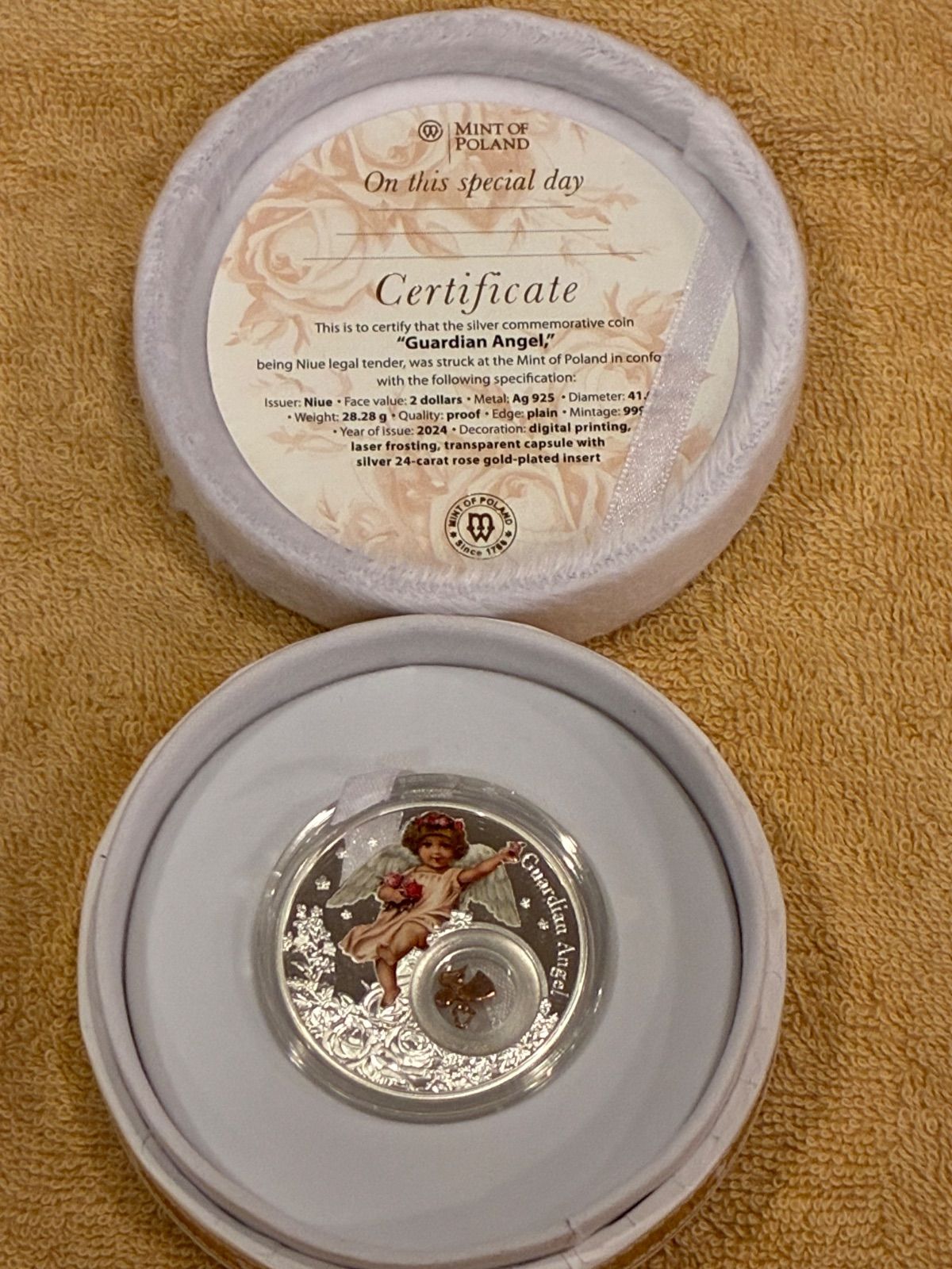 限定999枚 2024年 ニウエ 守護天使 プルーフ銀貨 - メルカリ