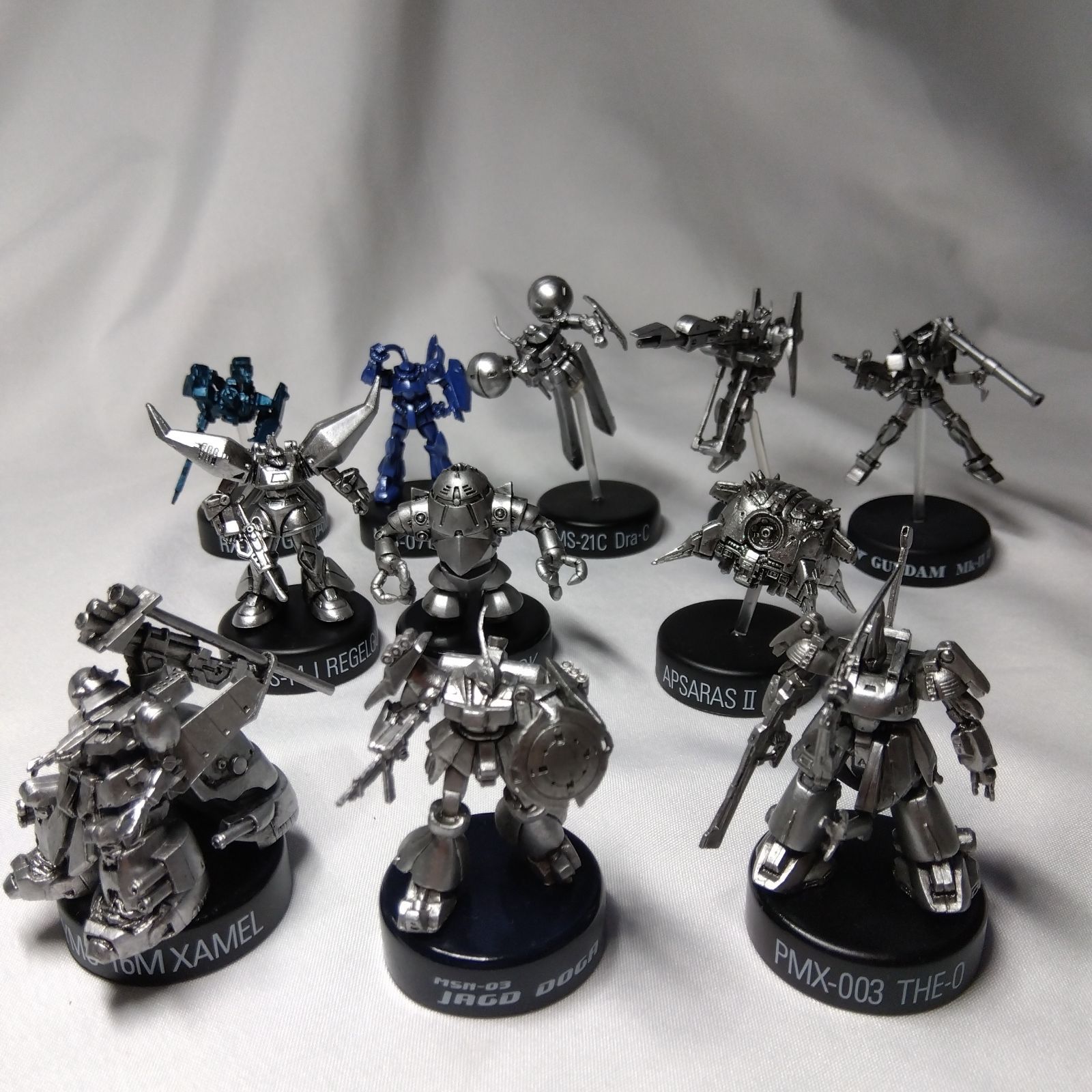 機動戦士ガンダム GUNDAM ミニフィギュア セレクション 11体 - メルカリ