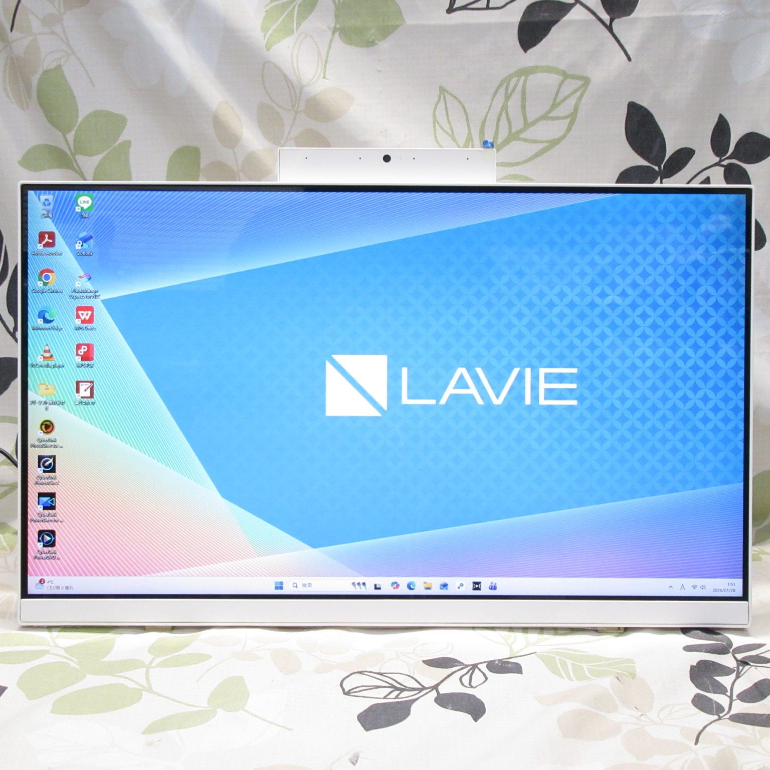 Win11公式対応10世代i3/メ8G/新品SSD480G/ブルーレイ/カメラ - メルカリ