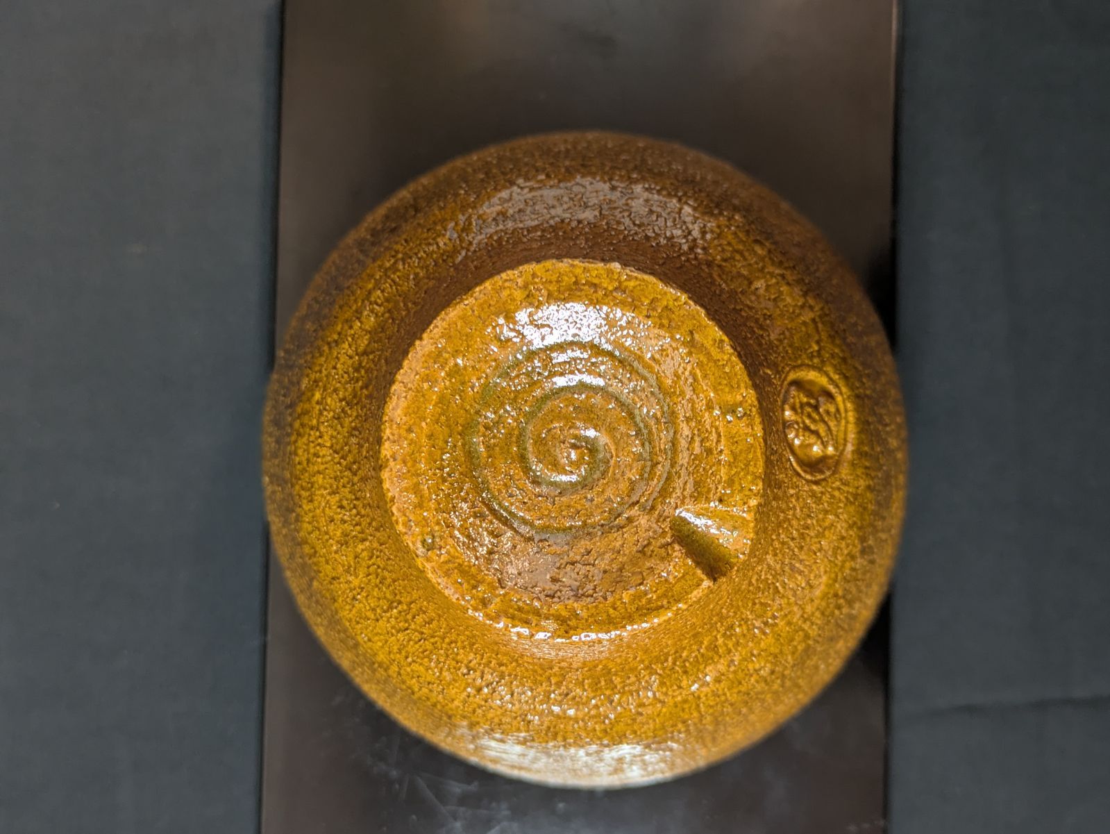 佐々木昭楽作 大樋焼写 飴釉茶碗 共箱 共布 外箱付属 高さ約8.5cm 口径